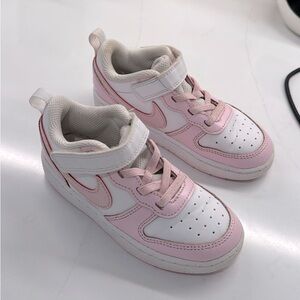 Toddler nikes 9c